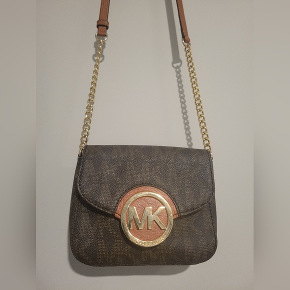 Michael Kors Small Crossbody - Picture 3 of 9